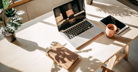 10 sites para ganhar dinheiro clicando em anúncios